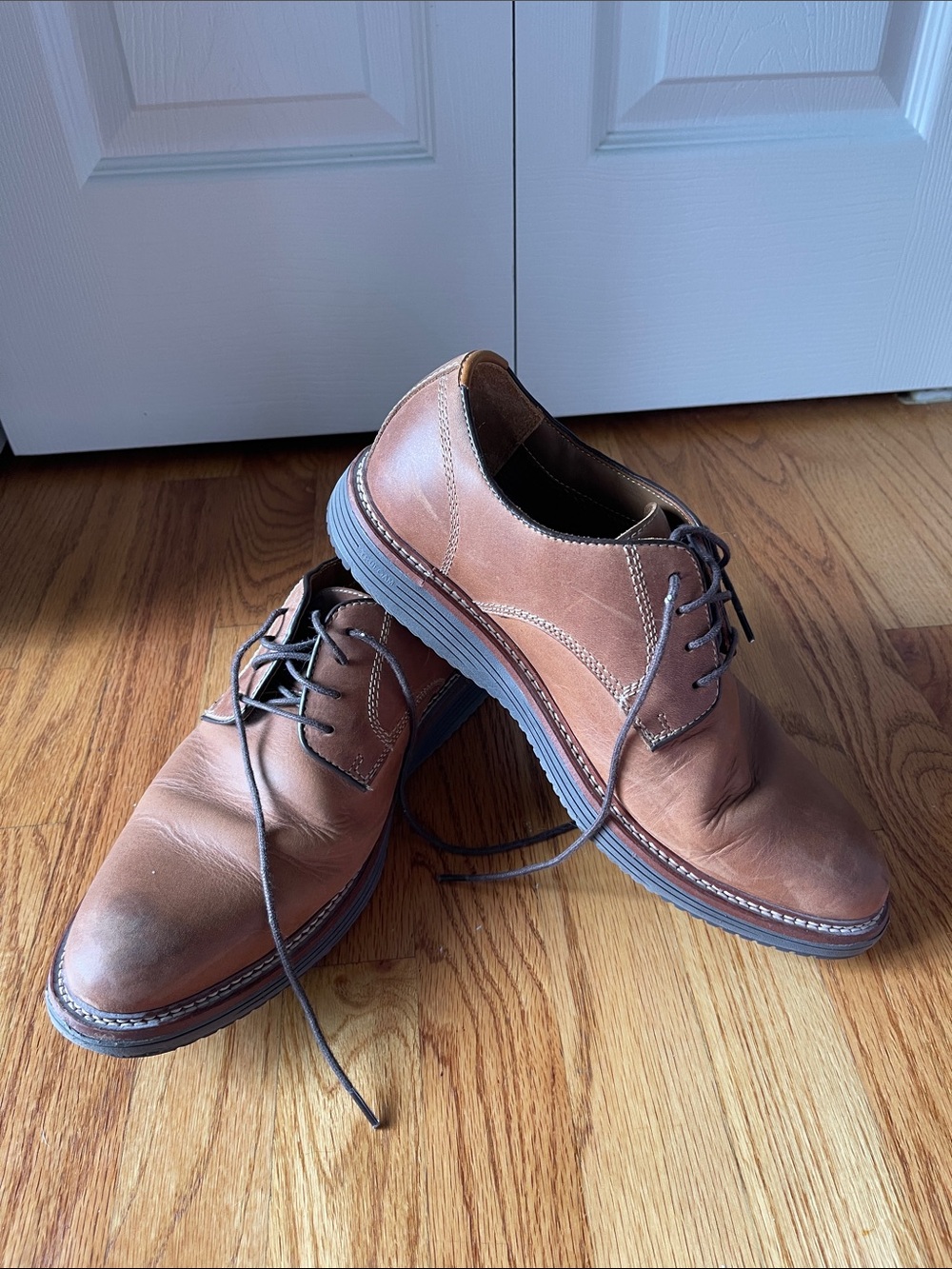 Men's Casual Brown Leather Lace-Up Shoes